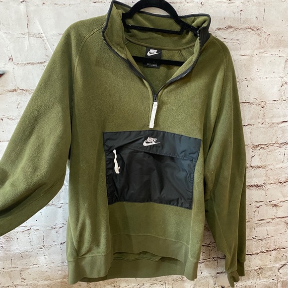 Nike Other - 🎉🎉HOST PICK🎉🎉 Nike Sportswear 1/2 Zip Fleece Sweatshirt Size Large